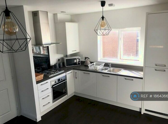 1 Bedroom Flat To Rent In Garnet Road, Erith, DA8