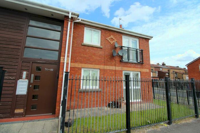 2 Bedroom Apartment To Rent In Brainerd Street, Liverpool, Merseyside, L13