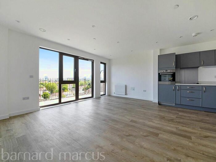 1 Bedroom Flat To Rent In Purley Way, Croydon, CR0