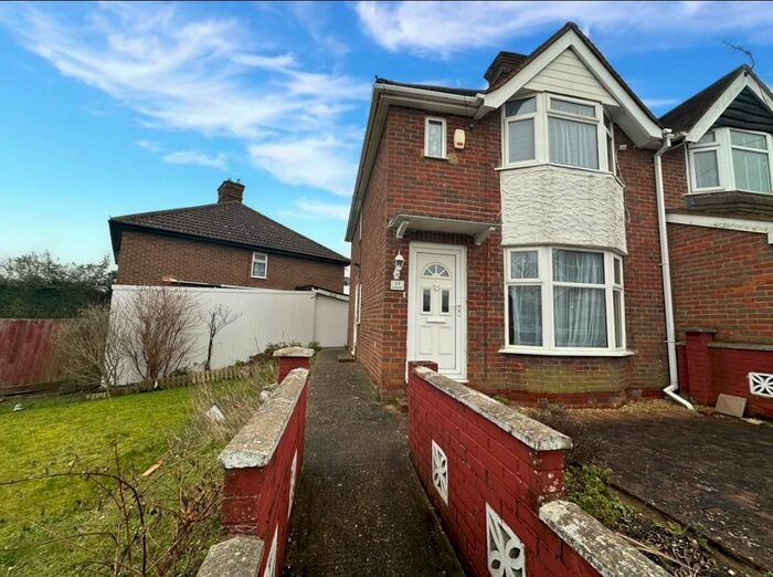 3 Bedroom Property To Rent In Spearing Road, High Wycombe, HP12