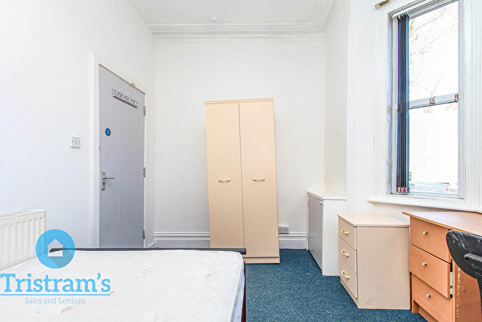 5 Bedroom Terraced House To Rent In Lenton Boulevard, Lenton, NG7