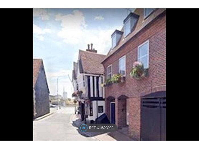 3 Bedroom Maisonette To Rent In Thames Street, Poole, BH15