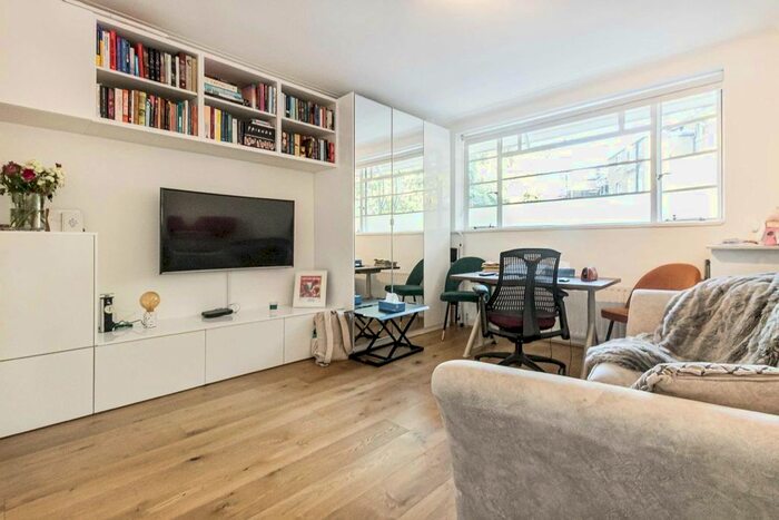 Studio To Rent In Sheen Road, Richmond, TW9