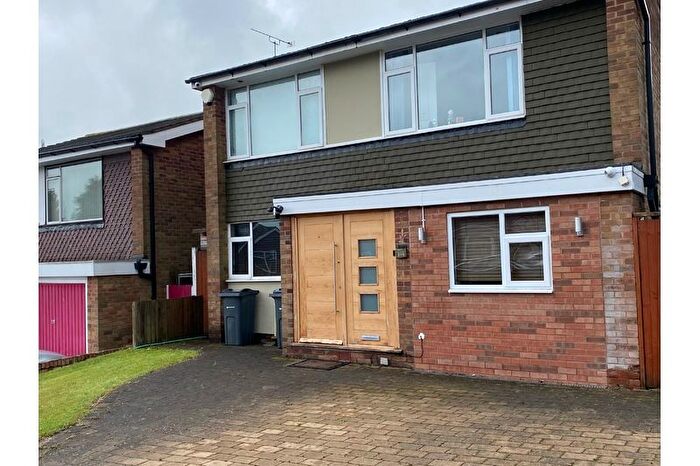 3 Bedroom Detached House To Rent In Burke Avenue, Moseley, Birmingham, B13