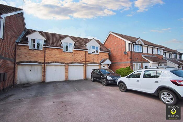 2 Bedroom Coach House For Sale In Oatfield, Quedgeley, GL2
