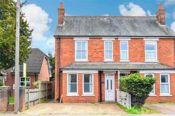 3 Bedroom Semi-Detached House To Rent In Victoria Road, Farnborough, Hampshire, GU14