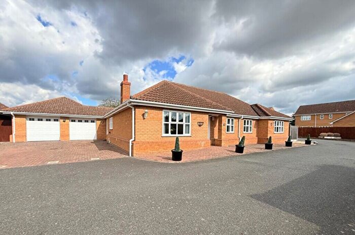 5 Bedroom Detached Bungalow For Sale In Ray Court, Wimblington, March, Cambs., PE15