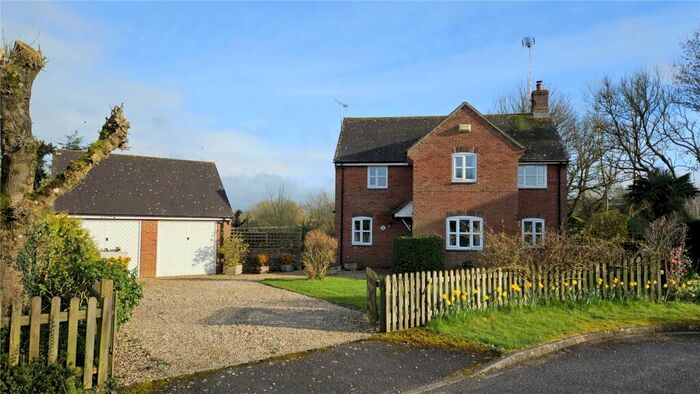 4 Bedroom Detached House For Sale In Kings Stag, Sturminster Newton, DT10