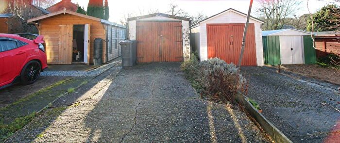 2 Bedroom Terraced House For Sale In Battens Avenue, Overton, RG25