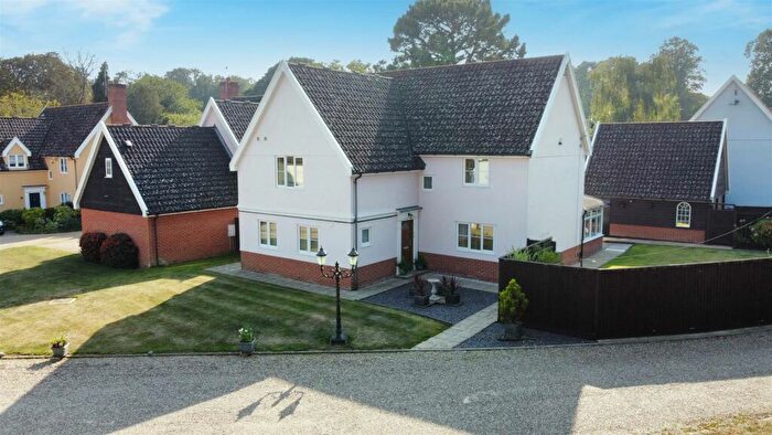 4 Bedroom Detached House For Sale In Oak Grove, Sproughton, IP8