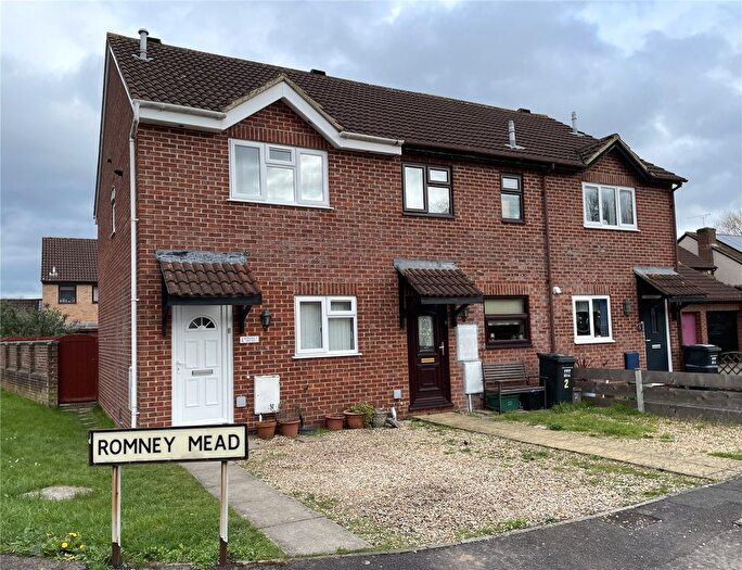 2 Bedroom Detached House To Rent In Romney Mead, Taunton, Somerset, TA1