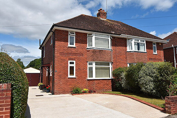 3 Bedroom Semi Detached House For Sale In Southbrook Road, Countess Wear, Exeter, EX2