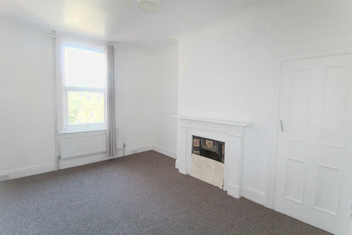 4 Bedroom Terraced House To Rent In Stanhope Road, South Shields, NE33