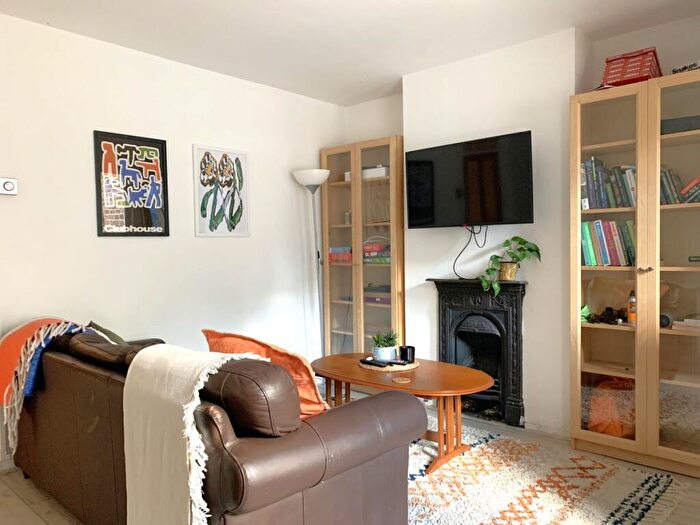 2 Bedroom Maisonette To Rent In Park View, Collins Road, Highbury, N5