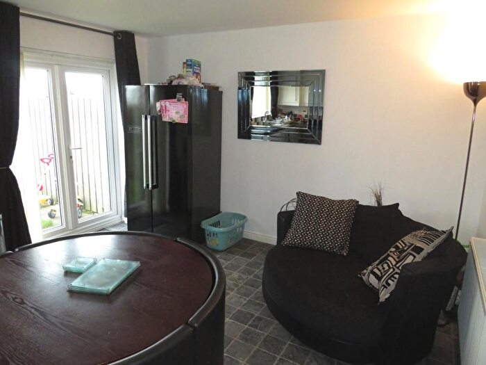 4 Bedroom Town House To Rent In Heather Gardens, North Hykeham, Lincoln, LN6