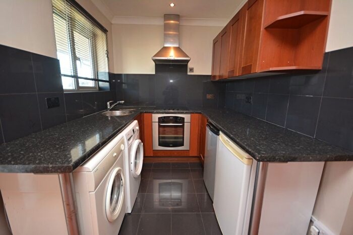 1 Bedroom Flat To Rent In Springbok House, Heycroft Way, CM2
