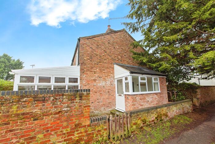 2 Bedroom End Of Terrace House For Sale In School Lane, Helpringham, Sleaford, NG34