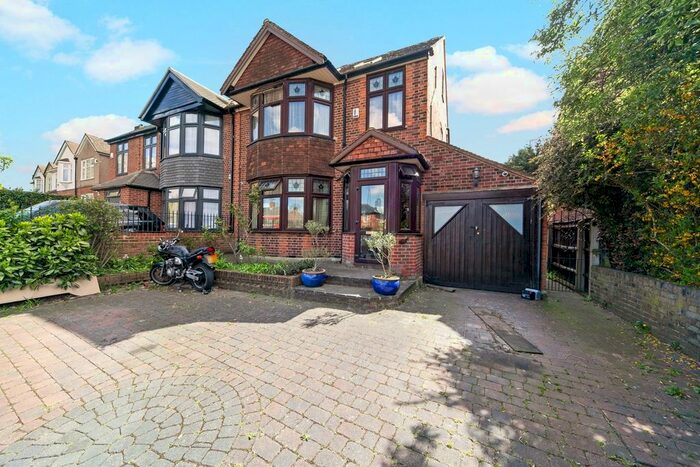 4 Bedroom Terraced House To Rent In Eltham Hill, London, SE9