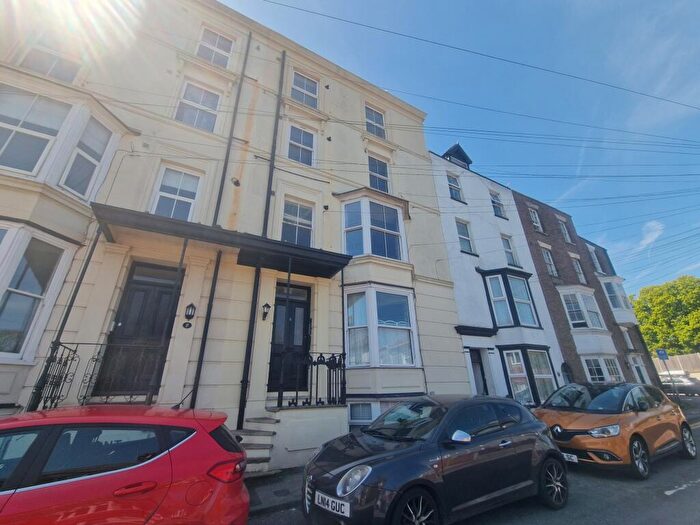 1 Bedroom Flat To Rent In Walmer Castle Road, Walmer, CT14