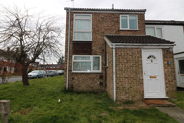 3 Bedroom Terraced House To Rent In Oaklands, Ashford, TN23