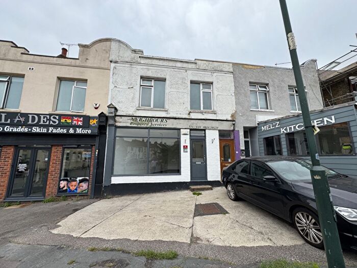 1 Bedroom Maisonette To Rent In Livingstone Circus, Gillingham, ME7