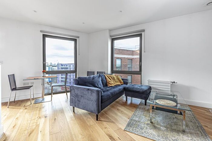 1 Bedroom Apartment For Sale In Bywell Place, Canning Town, E16