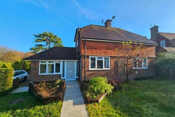 2 Bedroom Property To Rent In Cambridge Way, Uckfield, TN22