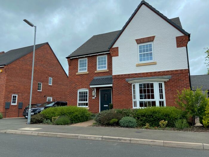 4 Bedroom House To Rent In Meadow Drive, Long Itchington, Southam, CV47