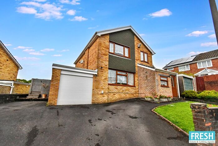4 Bedroom Detached House For Sale In Rhodfa Fadog, Cwmrhydyceirw, Swansea, SA6