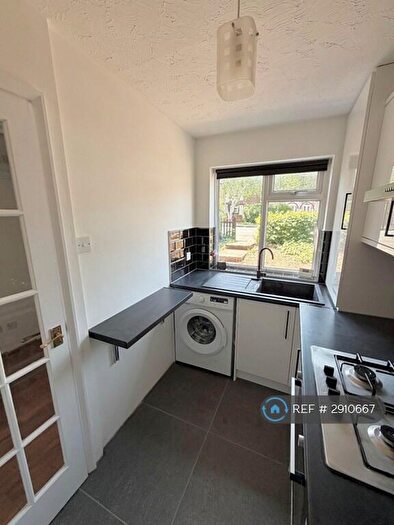 2 Bedroom Terraced House To Rent In Burnham Road, Dartford, DA1