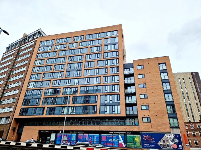 1 Bedroom Flat To Rent In Suffolk Street Queensway, Birmingham, West Midlands, B1