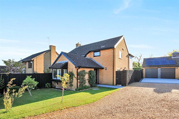 4 Bedroom Detached House For Sale In The Downs, Wellingborough, NN9