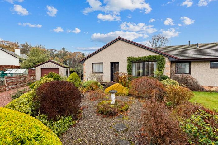 3 Bedroom Semi-Detached Bungalow For Sale In Woodside, Blairgowrie, PH13