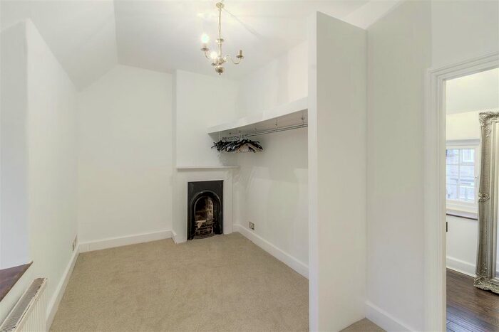 2 Bedroom Detached House For Sale In High Street, Great Doddington, Wellingborough, NN29