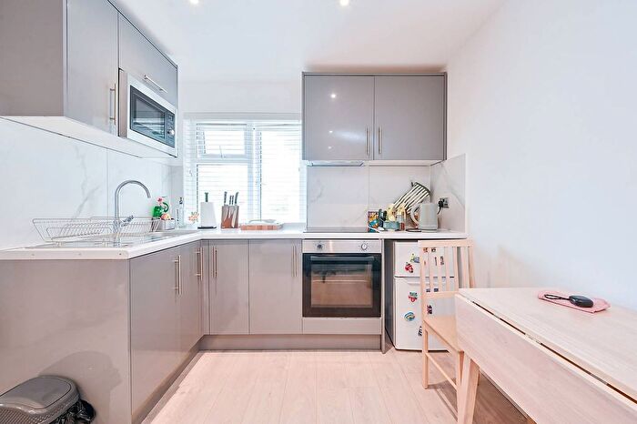 Studio To Rent In Noel Road, Acton, London, W3