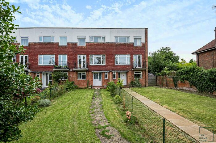 5 Bedroom Terraced House To Rent In Lindfield Gardens, Guildford GU1