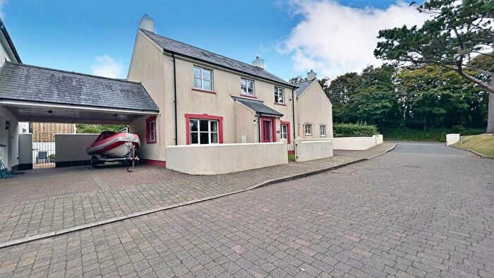 3 Bedroom Detached House For Sale In Strawberry Close, Little Haven, Pembrokeshire, SA62