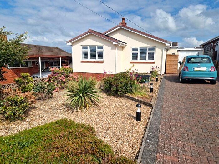3 Bedroom Detached Bungalow For Sale In Anson Road, Exmouth, EX8