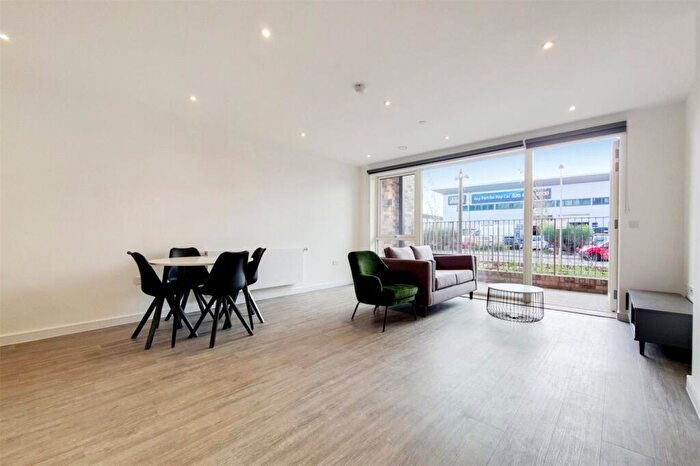 2 Bedroom Apartment To Rent In Fresh Wharf Road, Barking, Essex, IG11