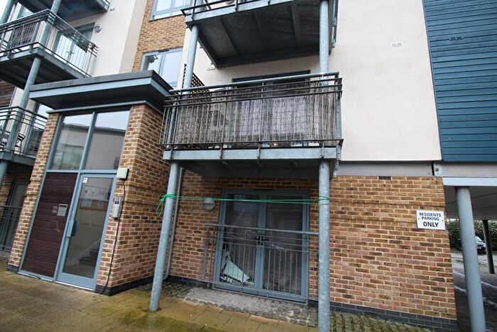 1 Bedroom Flat To Rent In Quayside Drive, Hythe, Colchester, CO2