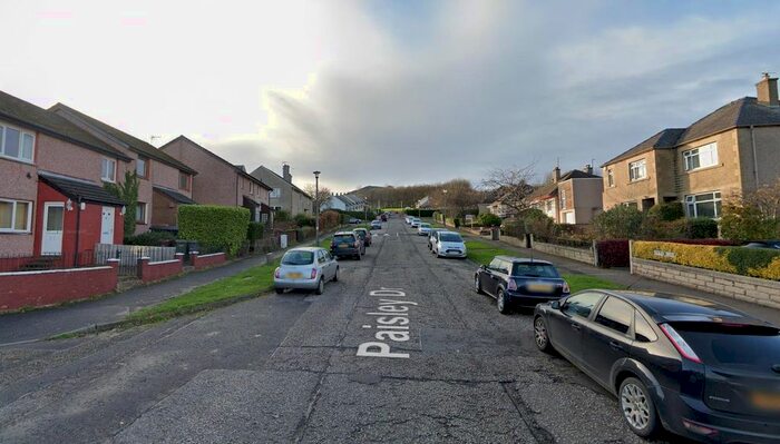 2 Bedroom Flat To Rent In , Paisley Drive, Edinburgh, EH8