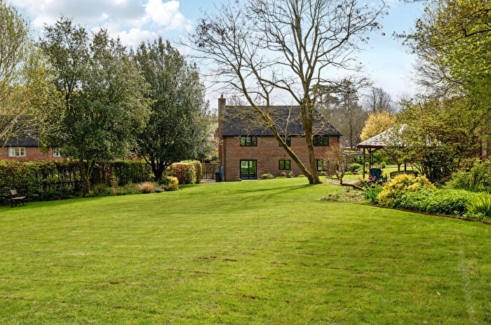 4 Bedroom Link Detached House For Sale In Heytesbury Park, Heytesbury, Warminster, BA12