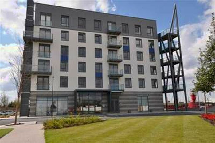 2 Bedroom Flat To Rent In The Boathouse, Gillingham, ME7