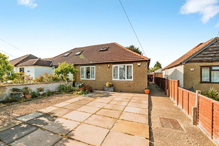 2 Bedroom Semi-Detached Bungalow For Sale In Oxford Avenue, Burnham Village, SL1