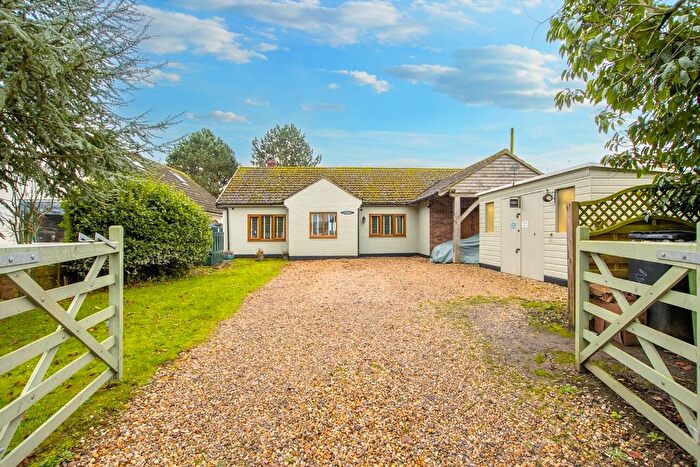3 Bedroom Detached Bungalow For Sale In Dereham Road, Colkirk, Fakenham, NR21