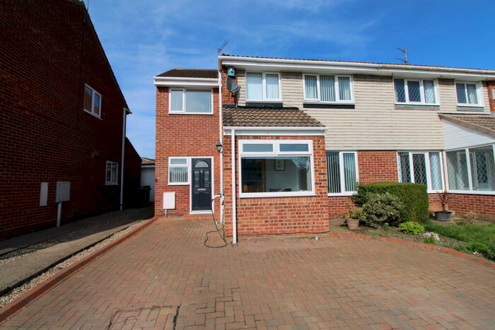 4 Bedroom House To Rent In Morpeth Close, Oxclose. Washington, NE38
