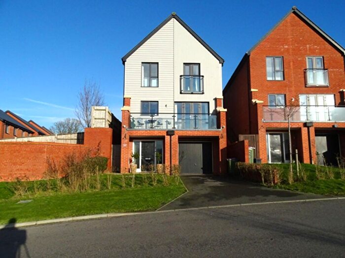 4 Bedroom Detached House For Sale In Neptune Drive, Folkestone, CT20