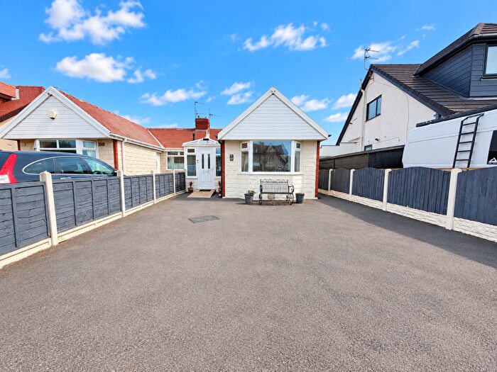 2 Bedroom Bungalow For Sale In Fleetwood Road, Cleveleys, FY5