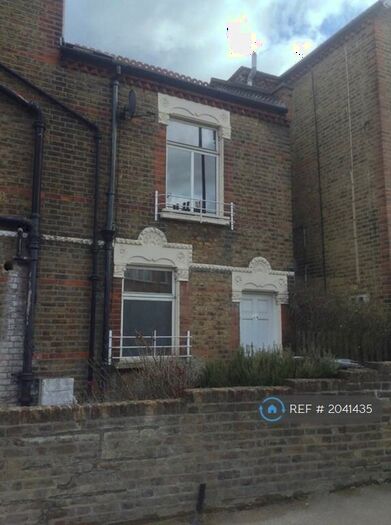1 Bedroom Terraced House To Rent In Halesworth Road, London, SE13