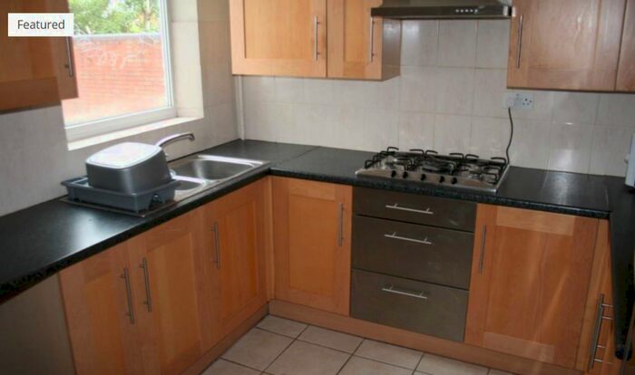6 Bedroom Terraced House To Rent In School Terrace, Selly Oak, Birmingham, B29